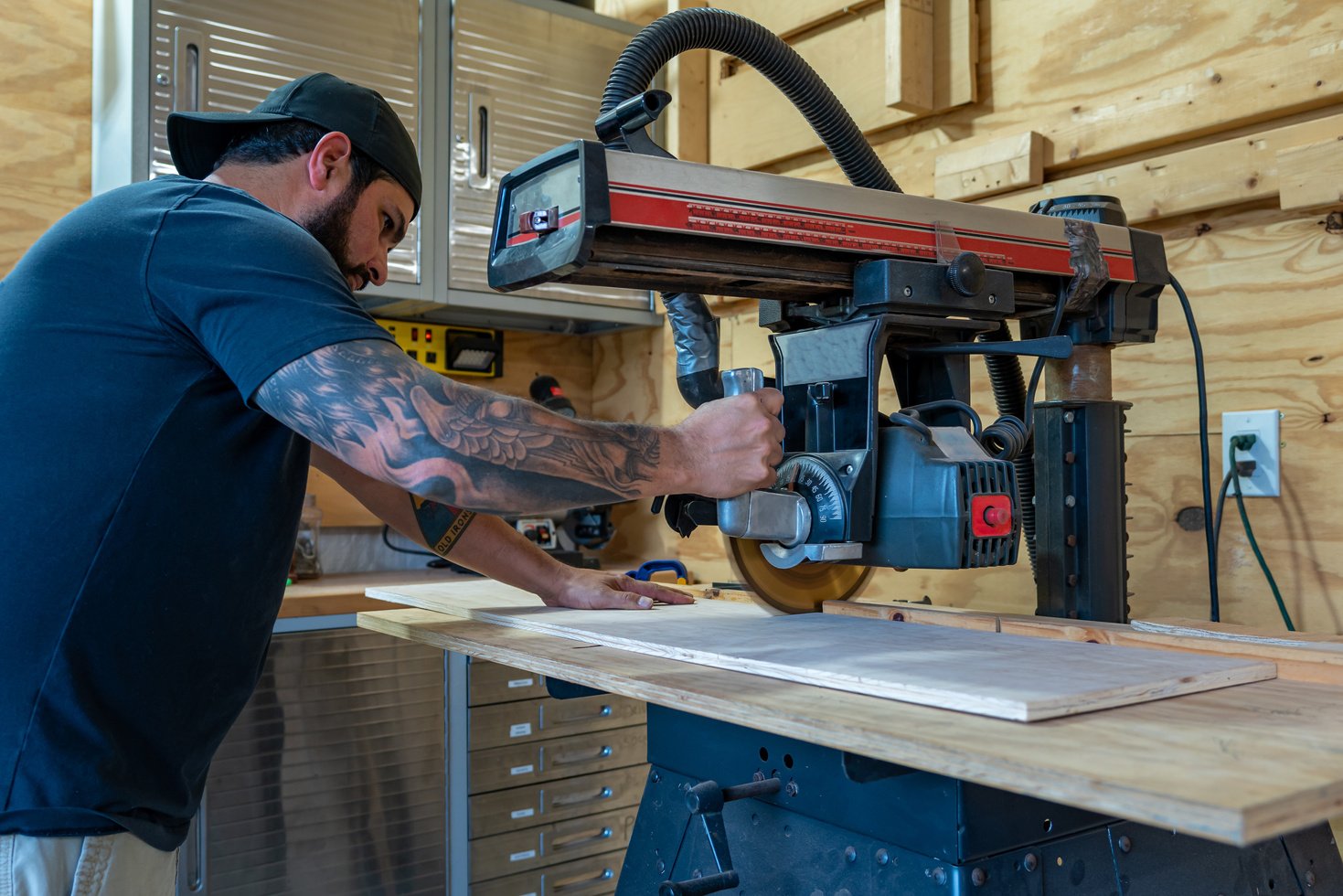 Cutting plywood with a radial arm saw